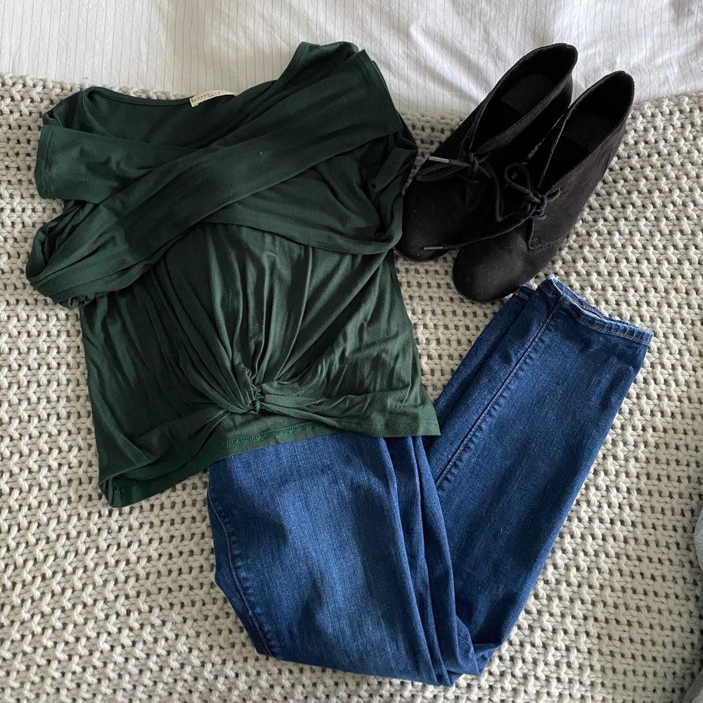 Long sleeve green crop top